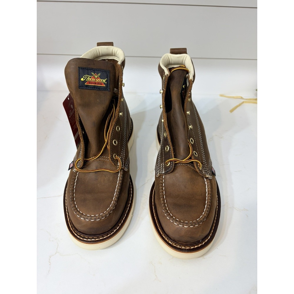 NEW. Thorogood 814-4203 Crazy Horse Moc Toe MAXWear Wedge Sz: 8